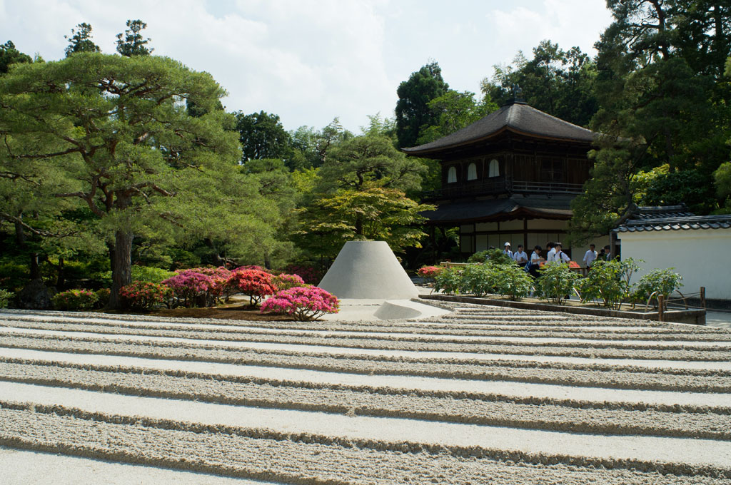 銀閣寺　向月台